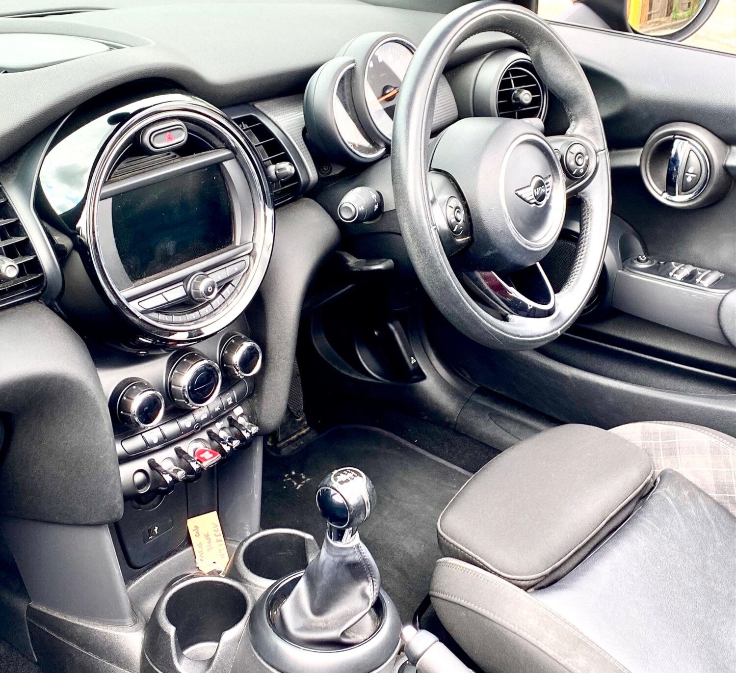 Used MINI Convertible 2018 for sale - 76215627: Photo 29