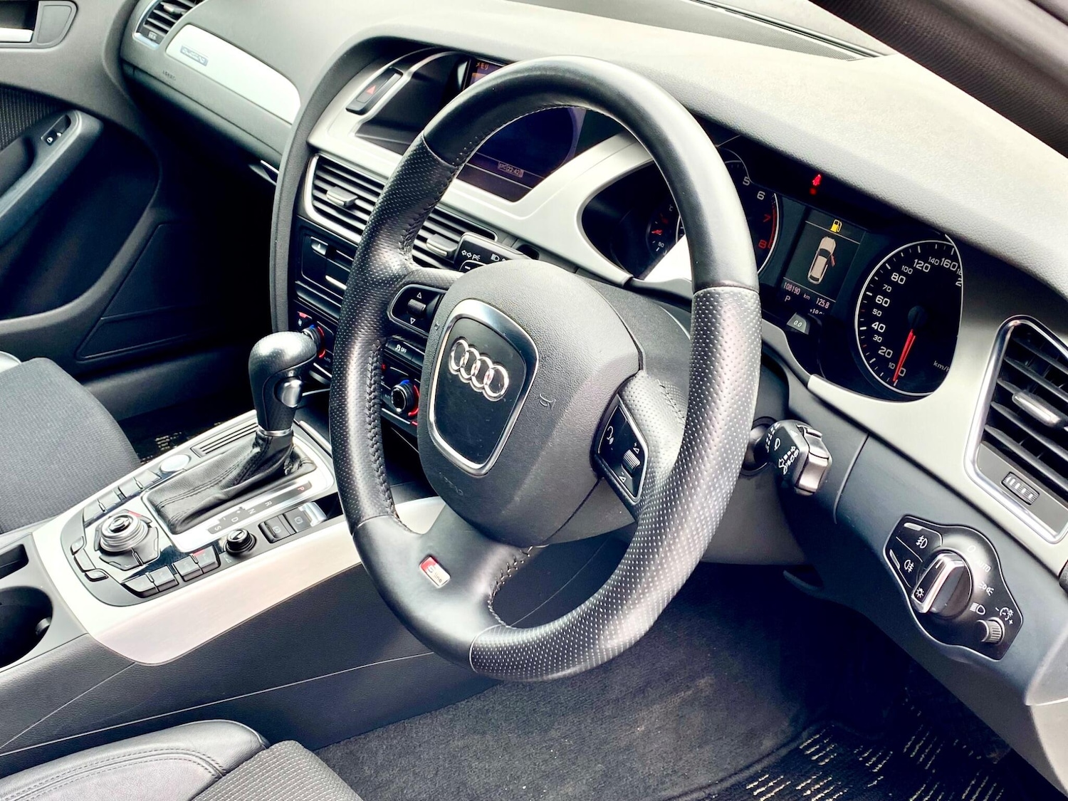 Used Audi A4 Avant 2025 for sale - 76215635: Photo 16