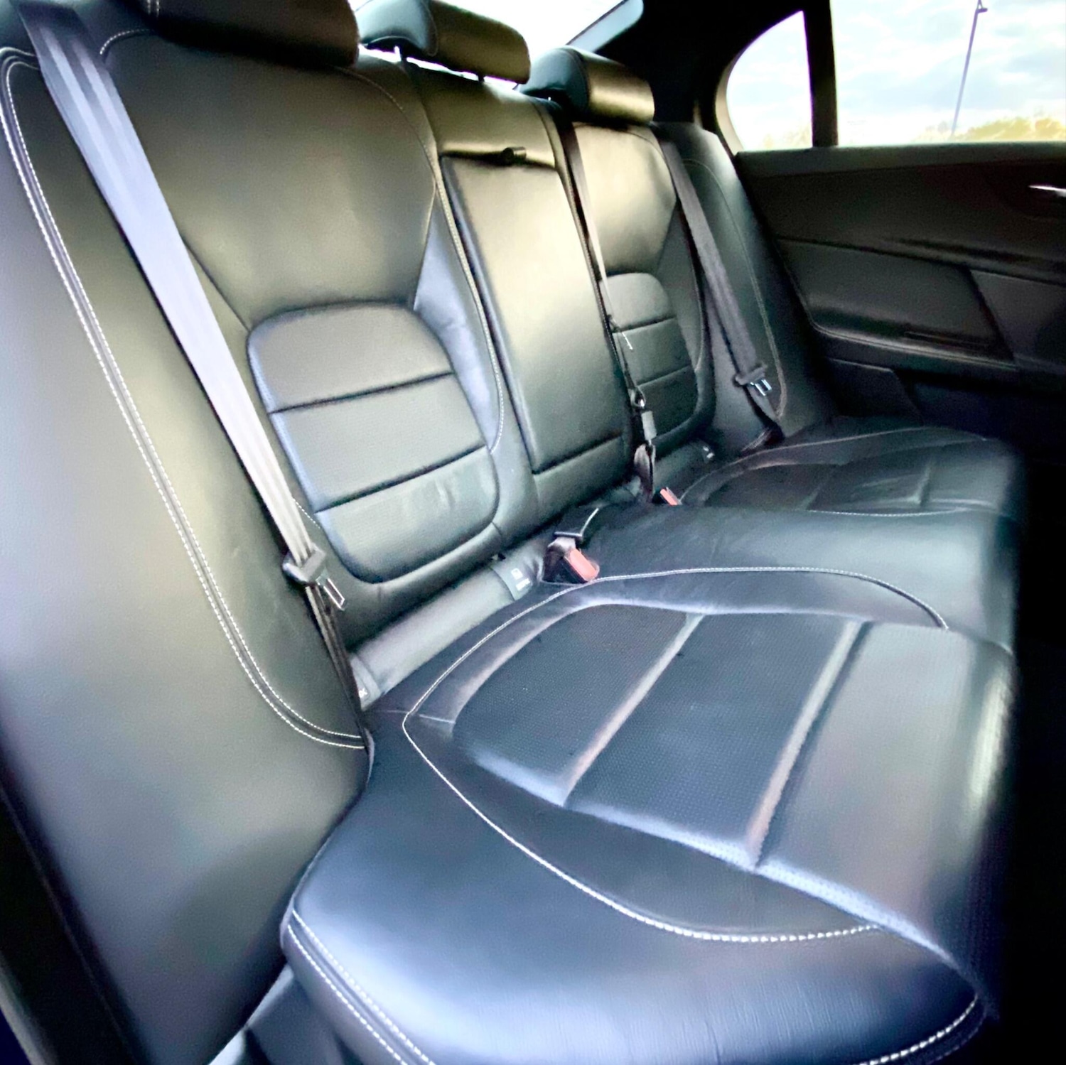 Used Jaguar XE 2016 for sale - 76370200: Photo 21