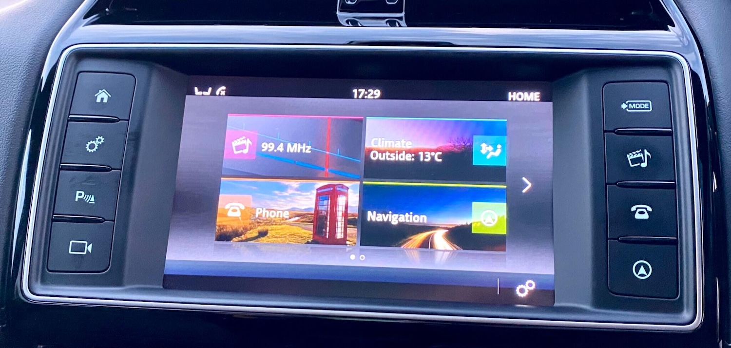 Used Jaguar XE 2016 for sale - 76370200: Photo 35