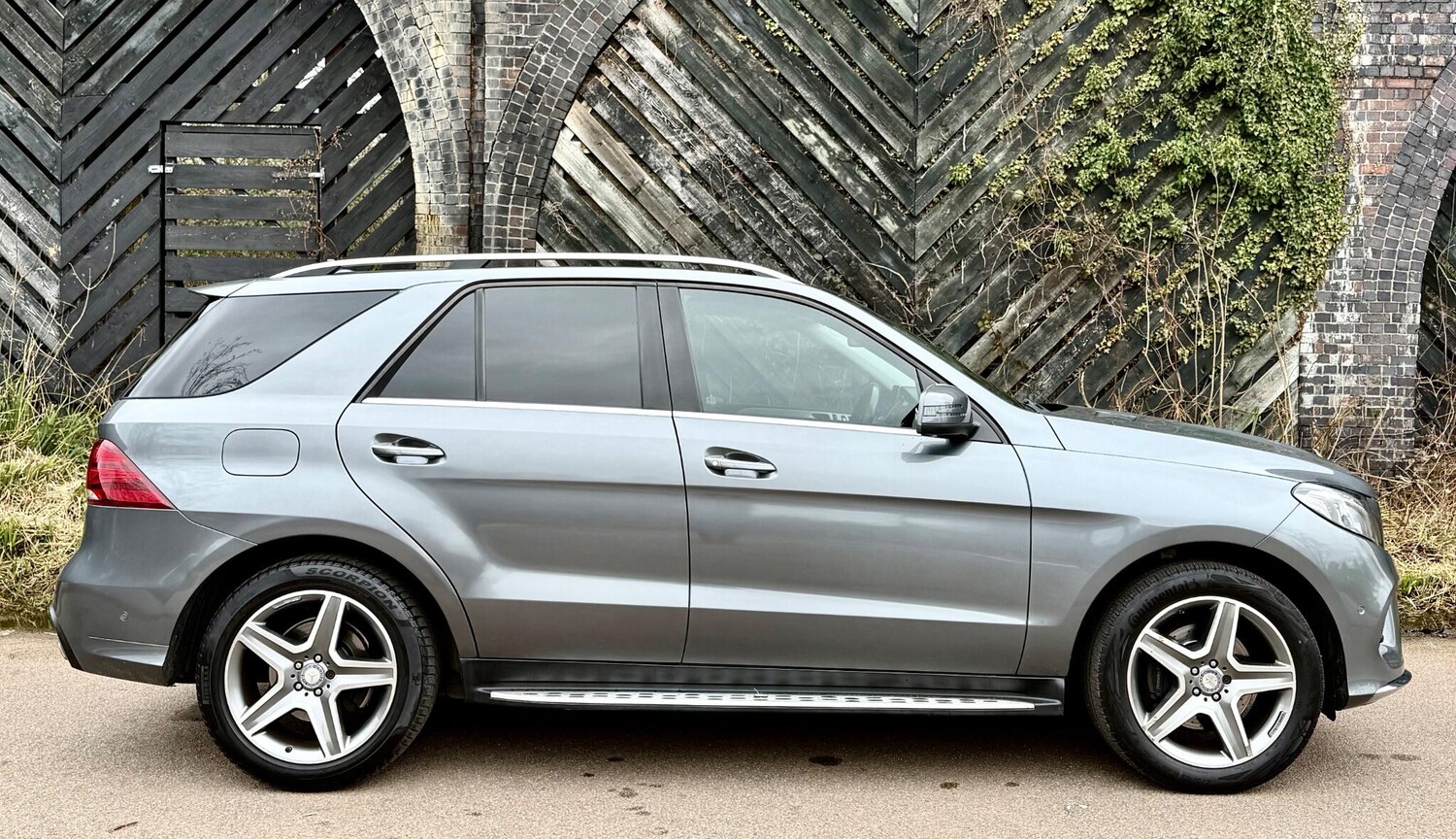 Used Mercedes-Benz GLE for sale - 77997363: Photo 12