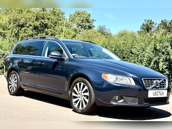 Used Volvo V70 2013 for sale - 79132891: Photo