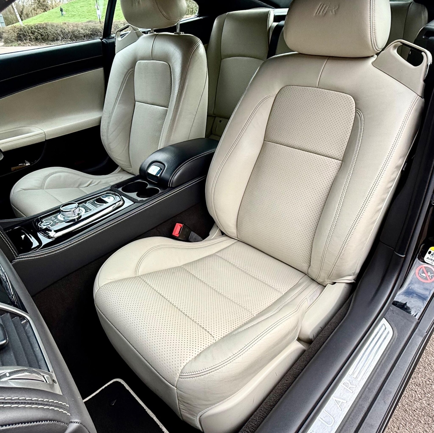 Used Jaguar XK 2014 for sale - 77997361: Photo 31