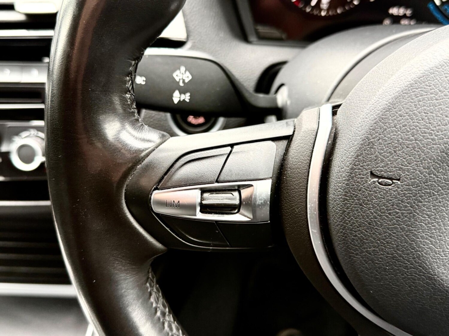 Used BMW 2 Series 2020 for sale - 77997358: Photo 44