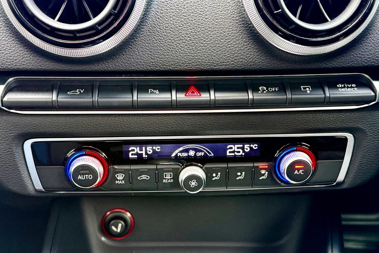 Used Audi A3 2015 for sale - 77997352: Photo 35