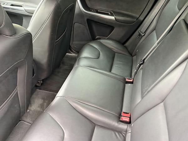 Used Volvo XC60 2016 for sale - 76306826: Photo 26