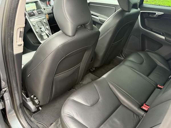 Used Volvo XC60 2016 for sale - 76306826: Photo 27