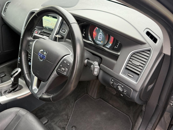 Used Volvo XC60 2016 for sale - 76306826: Photo 39