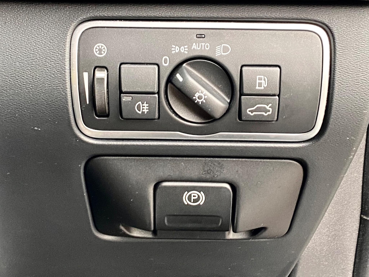 Used Volvo XC60 2016 for sale - 76306826: Photo 45