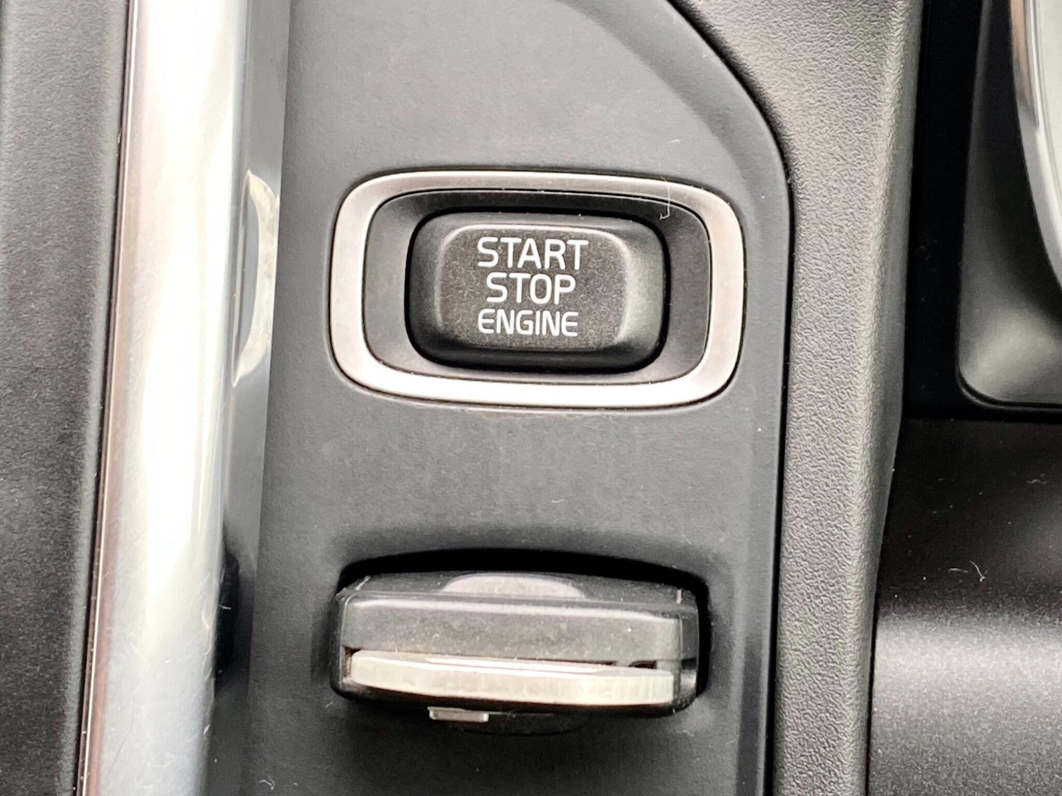 Used Volvo XC60 2016 for sale - 76306826: Photo 46