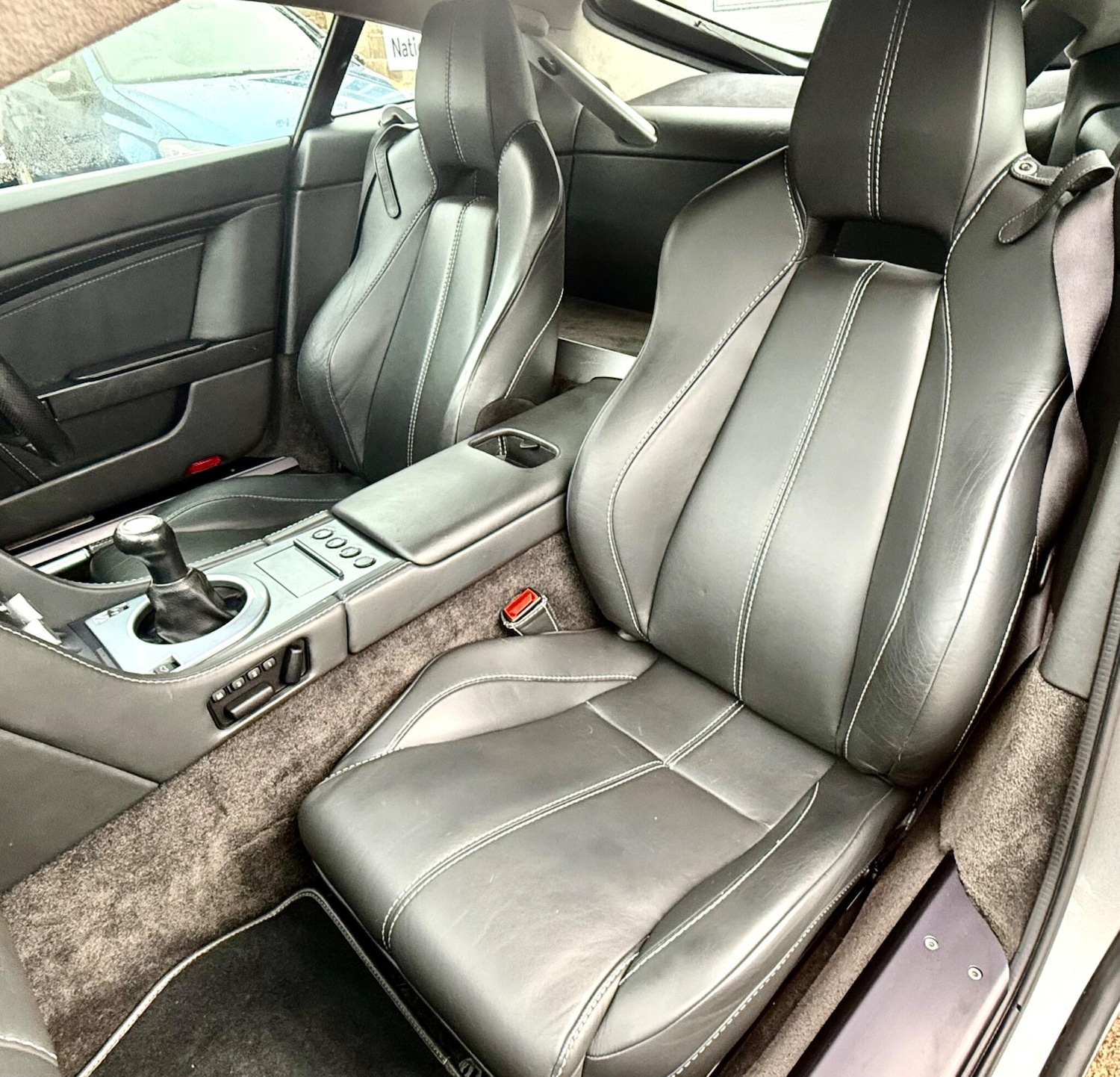 Used Aston Martin Vantage 2008 for sale - 76999007: Photo 15