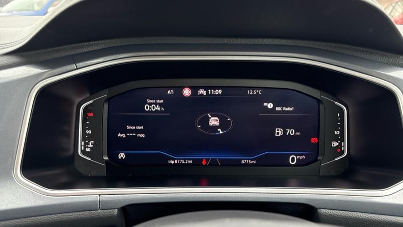 Used Volkswagen T-Roc 2023 for sale - 76568679: Photo 11