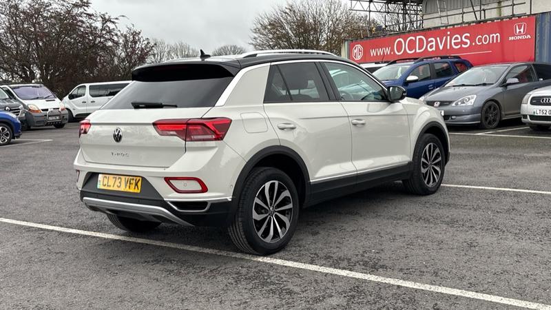 Used Volkswagen T-Roc 2023 for sale - 76568679: Photo 12