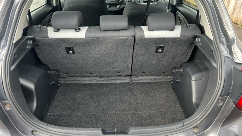 Used Toyota Yaris for sale - 78109417: Photo 14