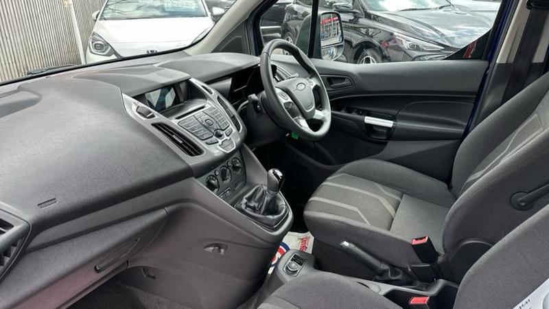 Used Ford Grand Tourneo Connect 2017 for sale - 76797017: Photo 6