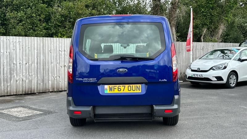 Used Ford Grand Tourneo Connect 2017 for sale - 76797017: Photo 8