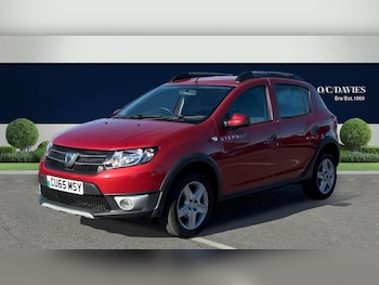 Used Dacia Sandero Stepway 2015 for sale - 75995371: Photo