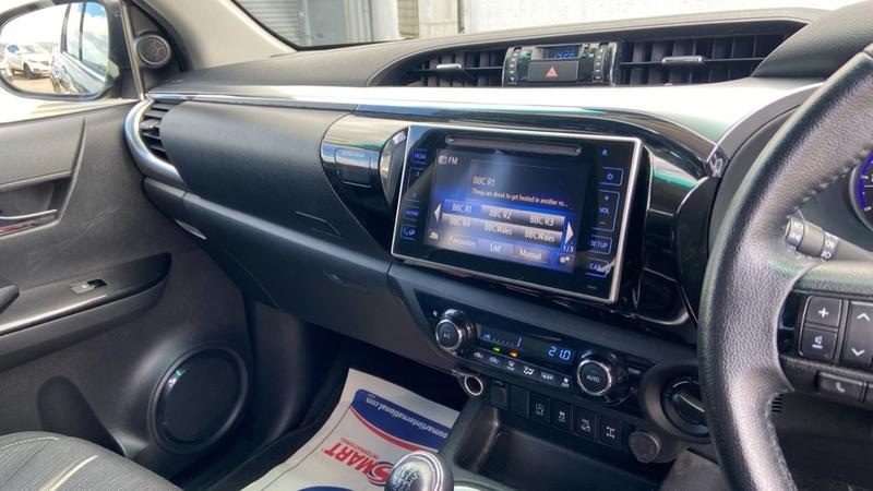 Used Toyota Hilux 2019 for sale - 76541482: Photo 28