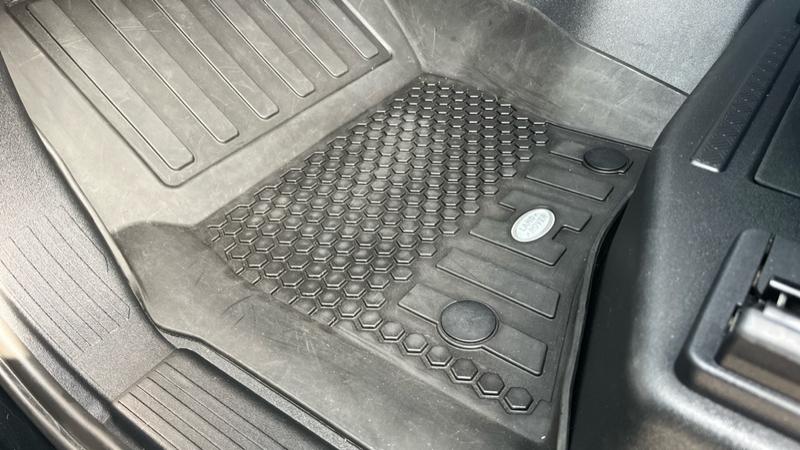 Used Land Rover Defender 2022 for sale - 76332522: Photo 40