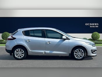 Used Renault Megane 2015 for sale - 78644246: Photo