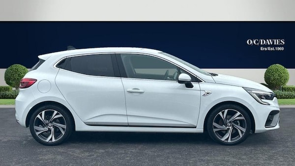 Used Renault Clio 2021 for sale - 76184456: Photo 2