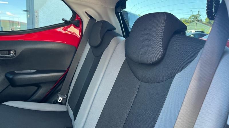 Used Toyota AYGO 2018 for sale - 77248788: Photo 10