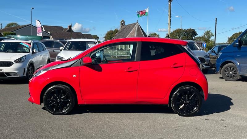 Used Toyota AYGO 2018 for sale - 77248788: Photo 13