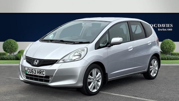 Used Honda Jazz 2014 for sale - 76266039: Photo 4