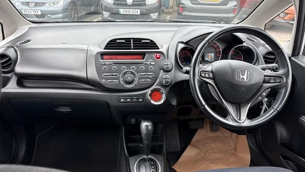 Used Honda Jazz 2014 for sale - 76266039: Photo 5