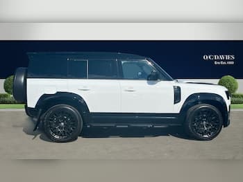 Used Land Rover Defender 110 undefined for sale - 79617393: Photo