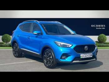 2024 - EXCLUSIVE Manual 5-Door