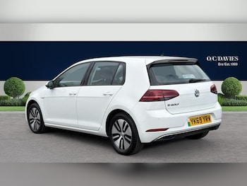 Used Volkswagen Golf 2019 for sale - 78255543: Photo
