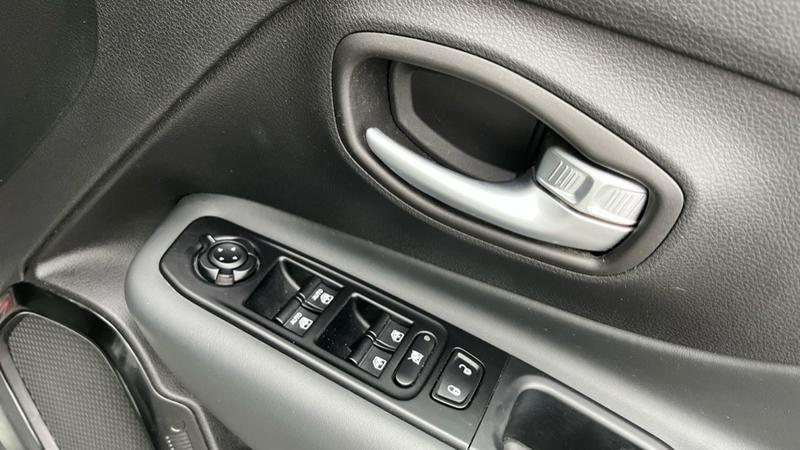 Used Jeep Renegade 2020 for sale - 78015247: Photo 30