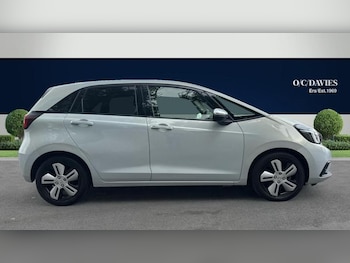 Used Honda Jazz 2020 for sale - 76036205: Photo