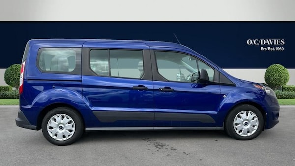 Used Ford Grand Tourneo Connect 2017 for sale - 75038979: Photo 2