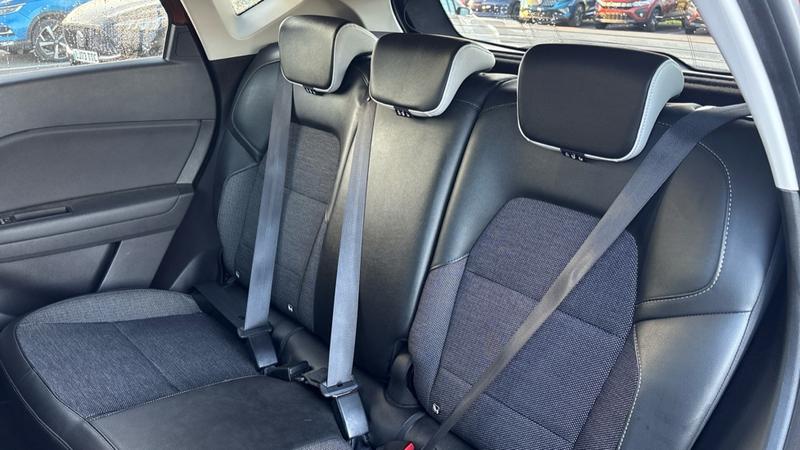 Used Renault Captur 2020 for sale - 76508201: Photo 10