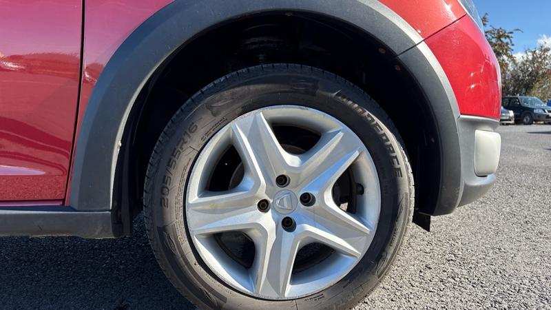 Used Dacia Sandero Stepway 2015 for sale - 76508198: Photo 15