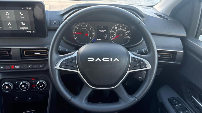 Used Dacia Sandero Stepway 2024 for sale - 77005998: Photo 9