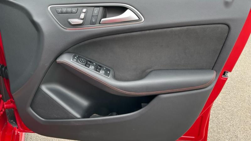 Used Mercedes-Benz B Class 2017 for sale - 78015346: Photo 36