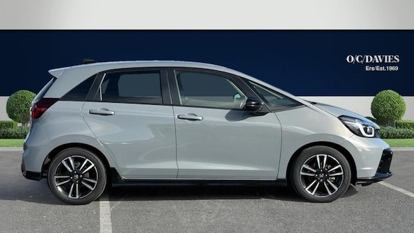 Used Honda Jazz 2023 for sale - 76266113: Photo 2