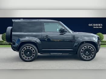 Used Land Rover Defender 2023 for sale - 79693341: Photo