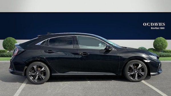 Used Honda Civic 2019 for sale - 75997428: Photo 2