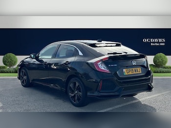 Used Honda Civic 2019 for sale - 75997428: Photo 3