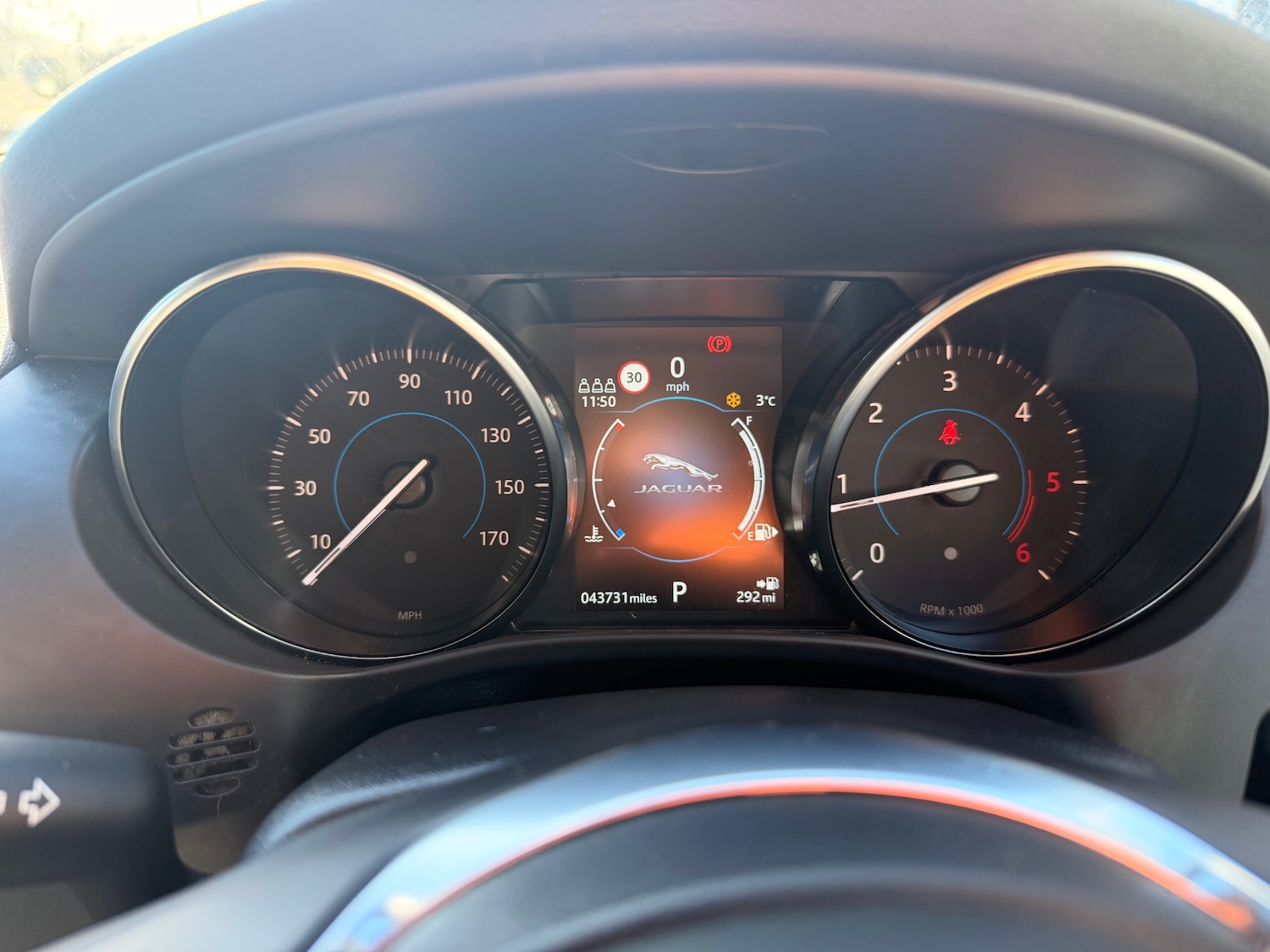 Used Jaguar F-Pace 2018 for sale - 77639047: Photo 14