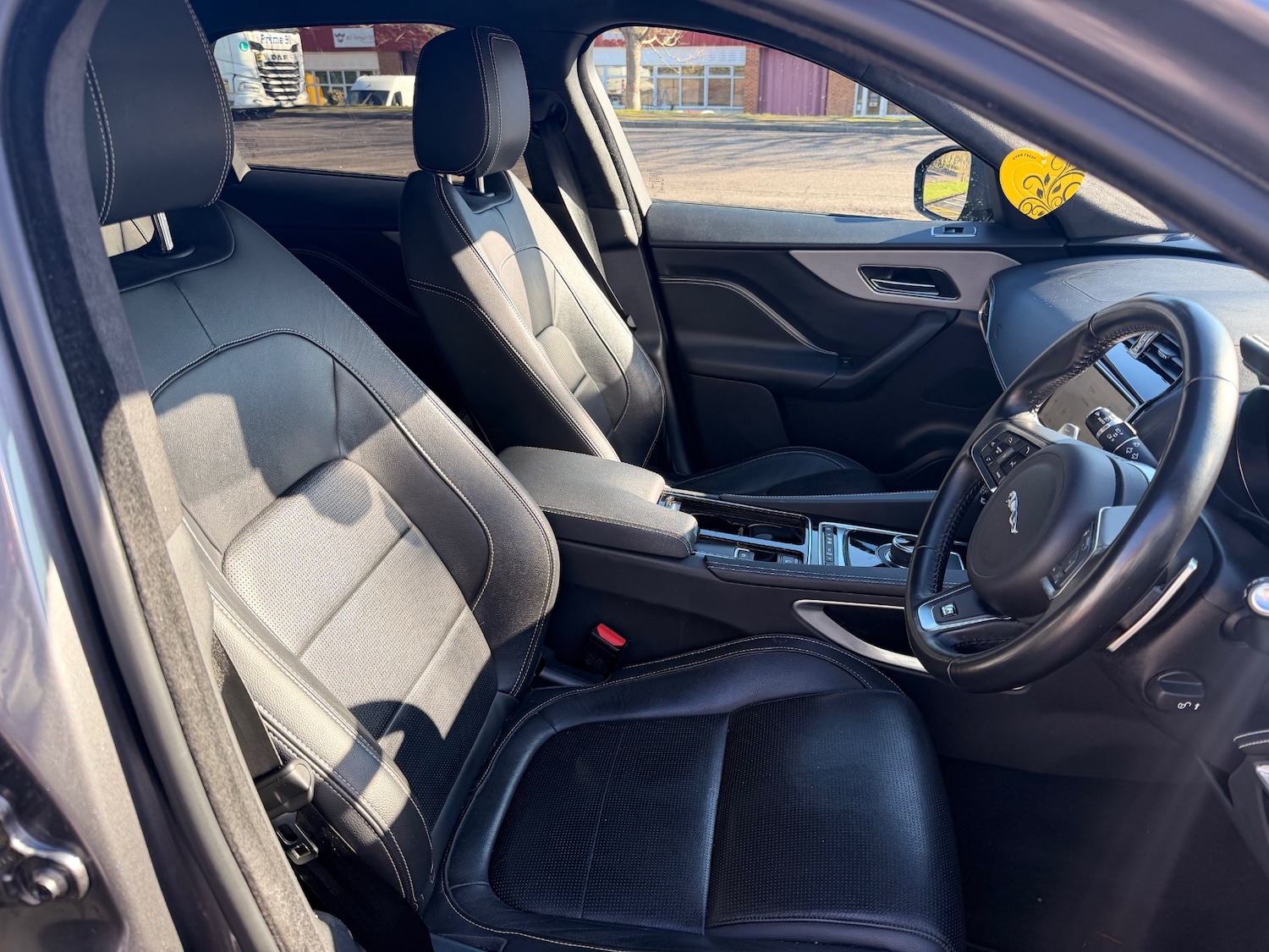 Used Jaguar F-Pace 2018 for sale - 77639047: Photo 15