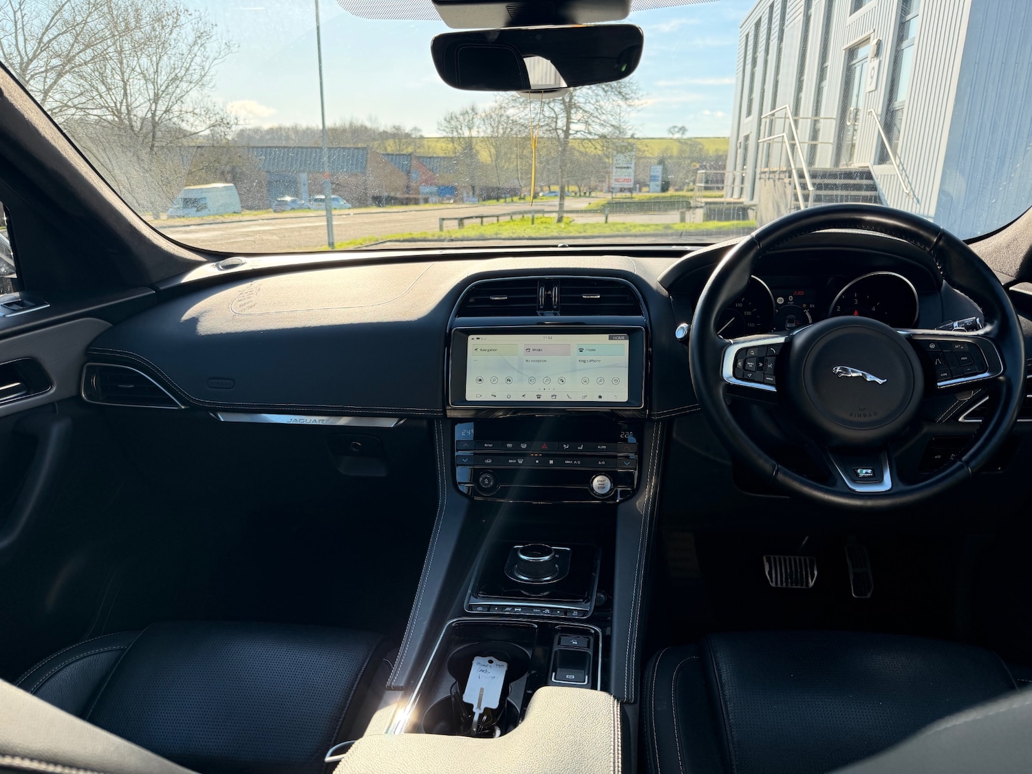 Used Jaguar F-Pace 2018 for sale - 77639047: Photo 17