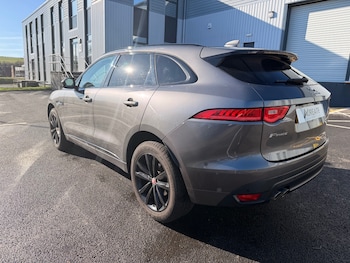 Used Jaguar F-Pace 2018 for sale - 77639047: Photo