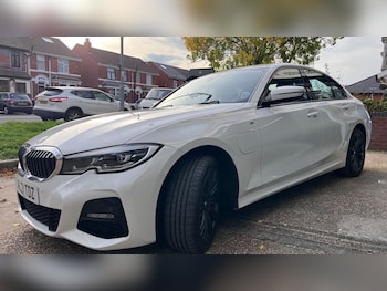 Used BMW 3 Series 2021 for sale - 76531510: Photo