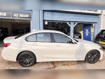 Used BMW 3 Series 2021 for sale - 76531510: Photo
