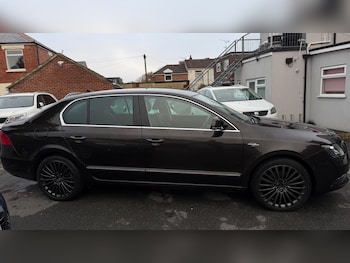 Used Skoda Superb 2014 for sale - 76588736: Photo